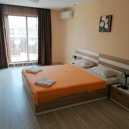 Golden Dunes 아파트 프리모르스코