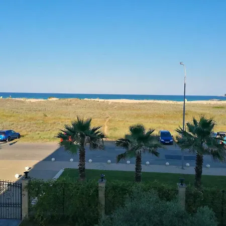 Апартаменты Golden Dunes