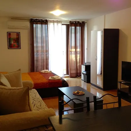Golden Dunes Апартаменты