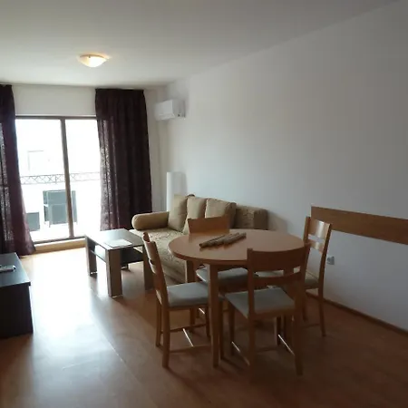 Golden Dunes Апартаменты