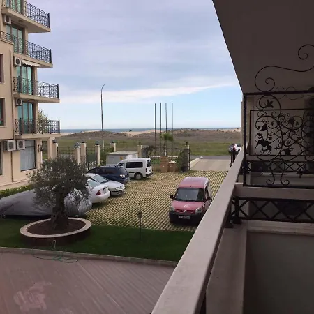 Golden Dunes Апартаменты