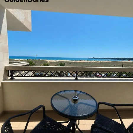Golden Dunes 普里莫尔斯科